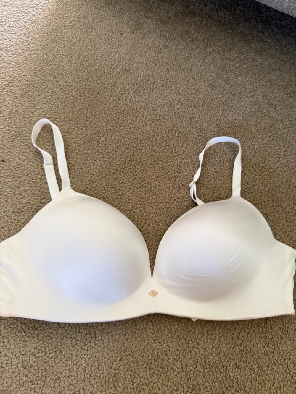 Like New T-shirt Bra in Ivory Cream - Smooth, Everyday Support